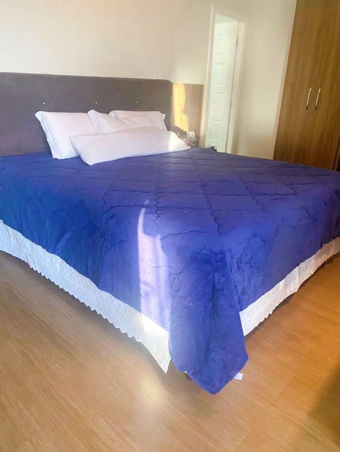 Casa 3 Suites Ar/piscina/churrasqueira *